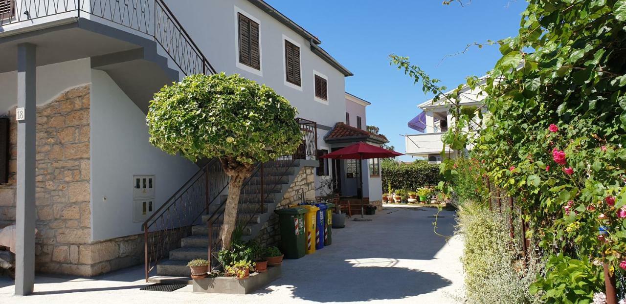 Latis Διαμέρισμα Ρόβινι Εξωτερικό φωτογραφία